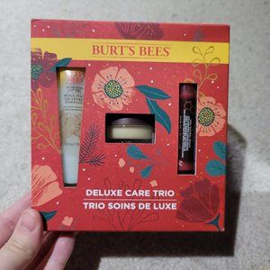 Burts Bees Deluxe Trio Gift Set